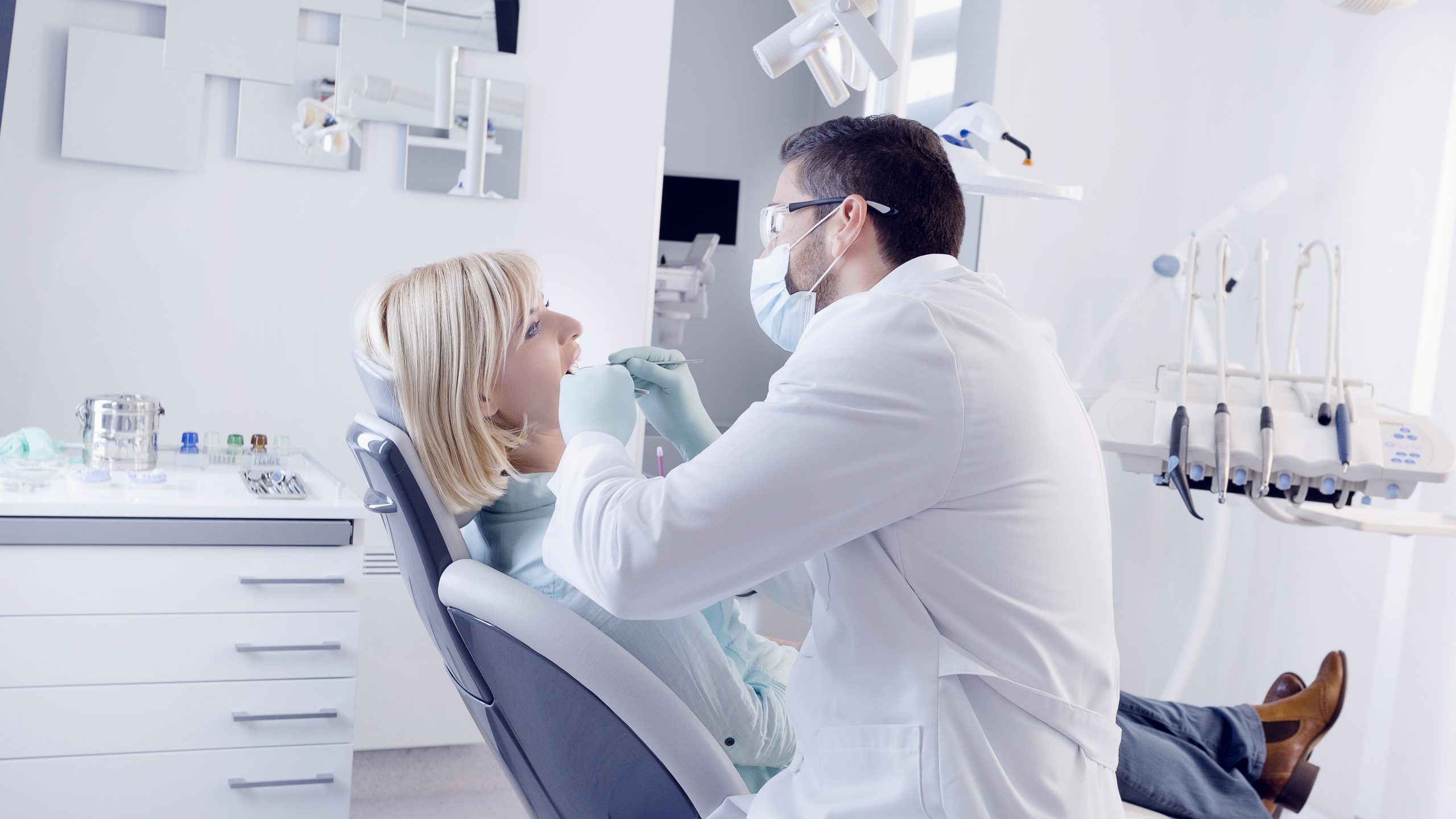 Dentist in Schaumburg, IL